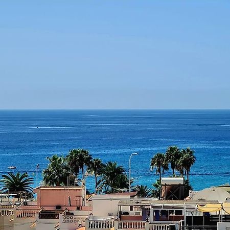 Estudio Mediterraneo Solarium Nerja Bagian luar foto