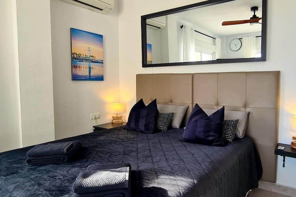 Estudio Mediterraneo Solarium Nerja Bagian luar foto