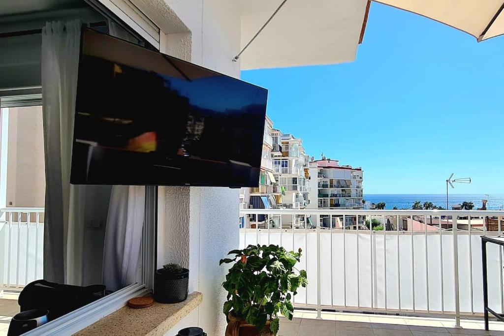 Estudio Mediterraneo Solarium Nerja Bagian luar foto